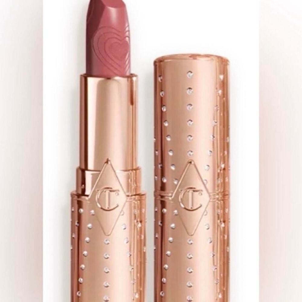 CHARLOTTE TILBURY Wedding Belles Matte Revolution Lipstick